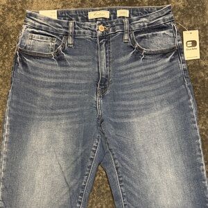 KanCan Signature High-Rise Cropped Straight Jeans – Size 29